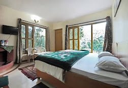 JF&R || hotel in Pangot