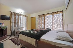 JF&R || hotel in Pangot