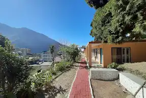 JF&R || hotel in Pangot