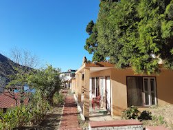 JF&R || hotel in Pangot