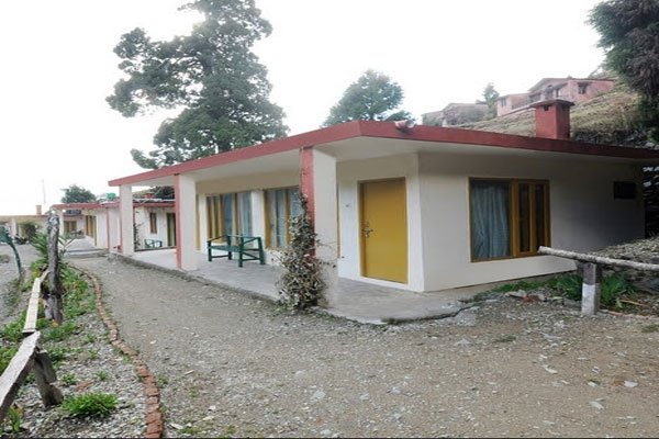 JF&R || hotel in Pangot