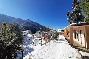 JF&R || hotel in Pangot