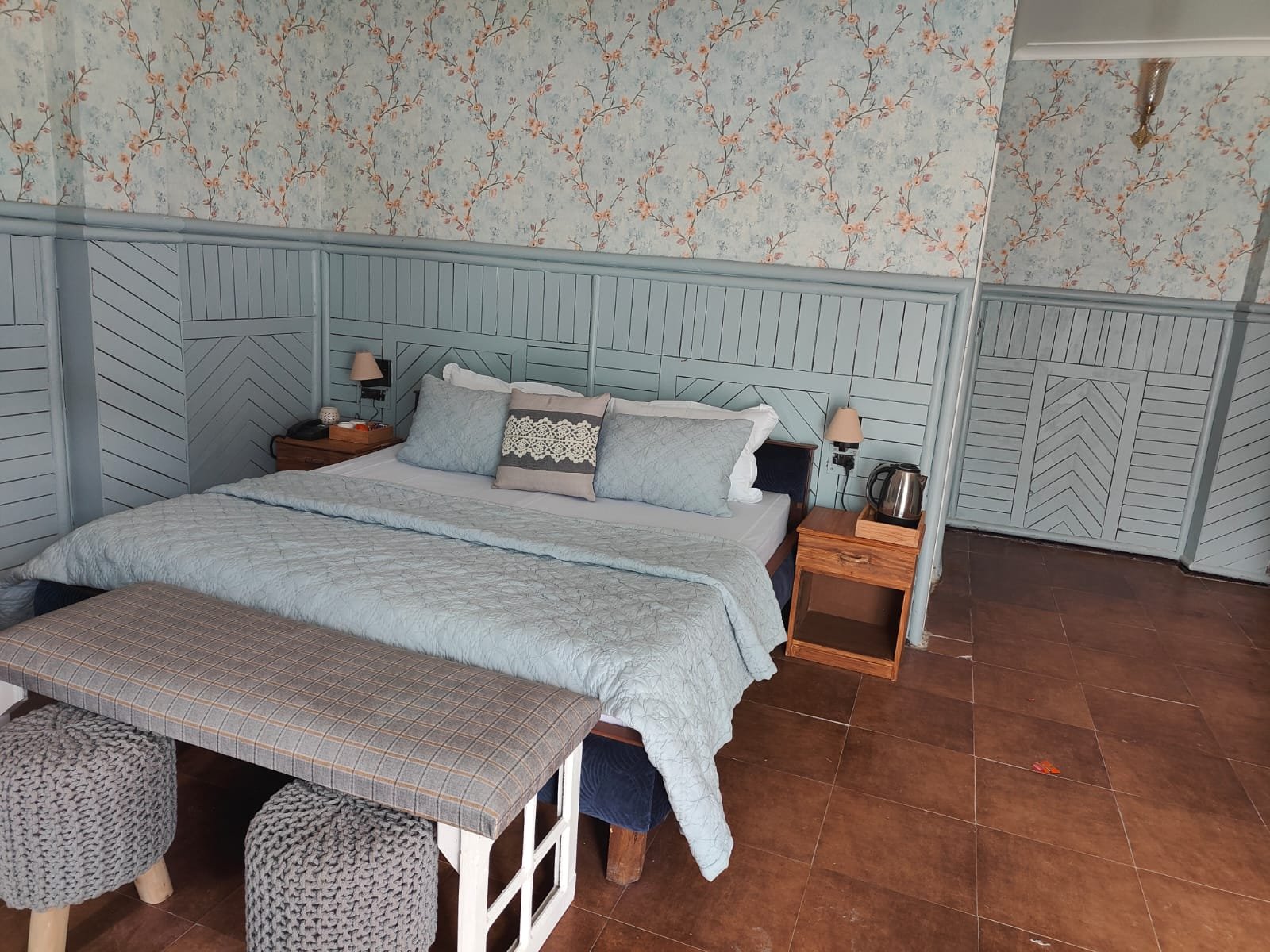 Ashokas Chalet || Hotel in Nainital Pangot