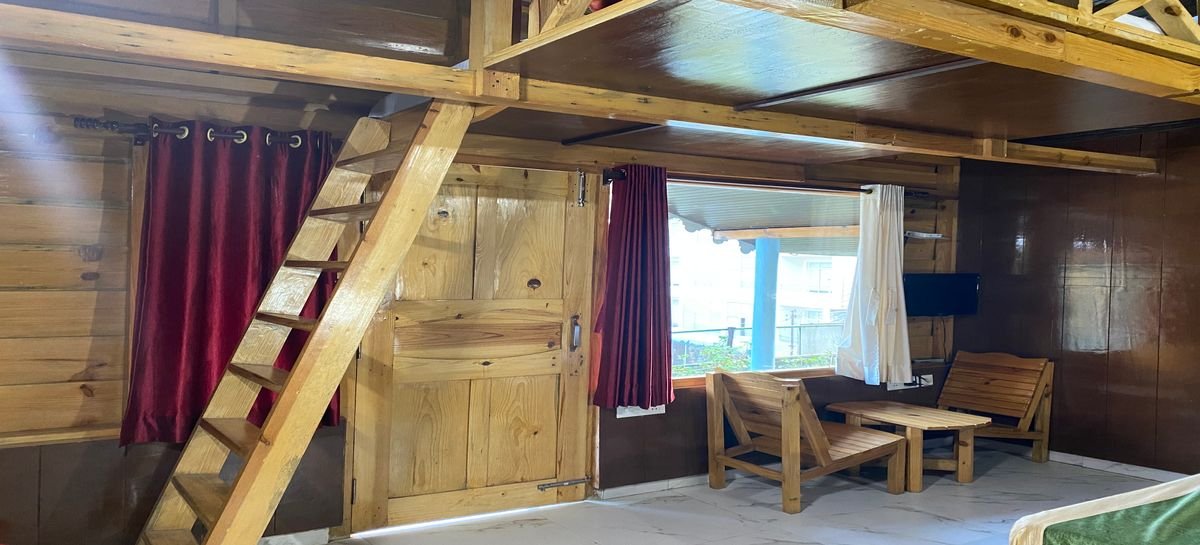 Himani Resort in Pangot || Nainital