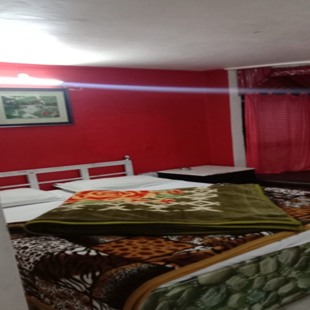 Avon 50 Meter to mall road