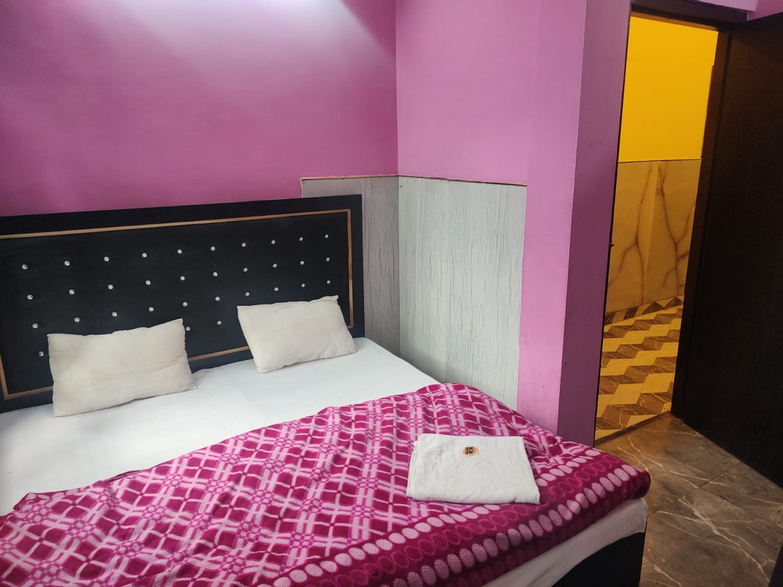 Tajj Hotel & Restaurants