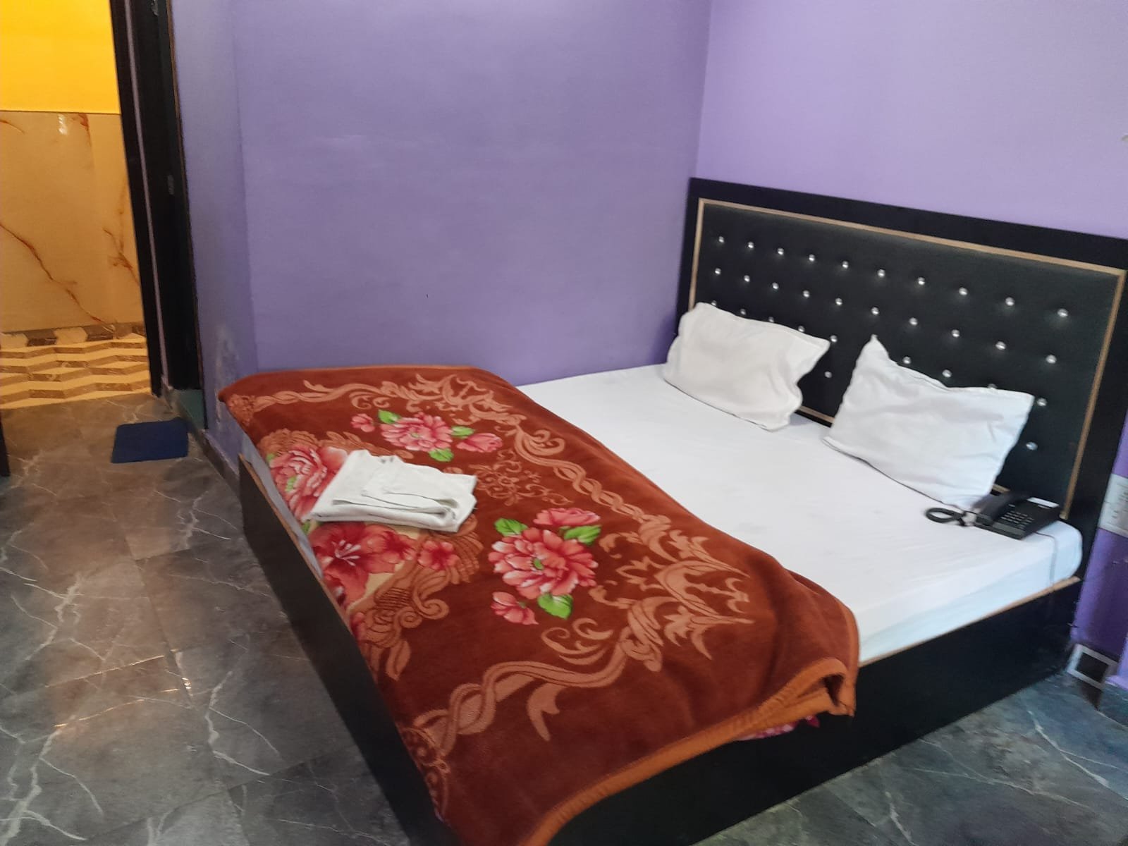 Tajj Hotel & Restaurants