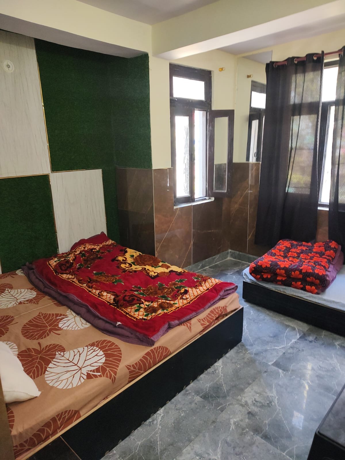 Tajj Hotel & Restaurants